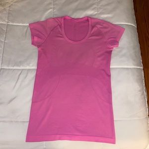 Lululemon athletic hot pink top!